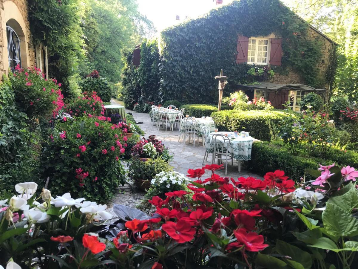 Bed & Breakfast Le Moulin Neuf Saint-Alvère Exterior foto